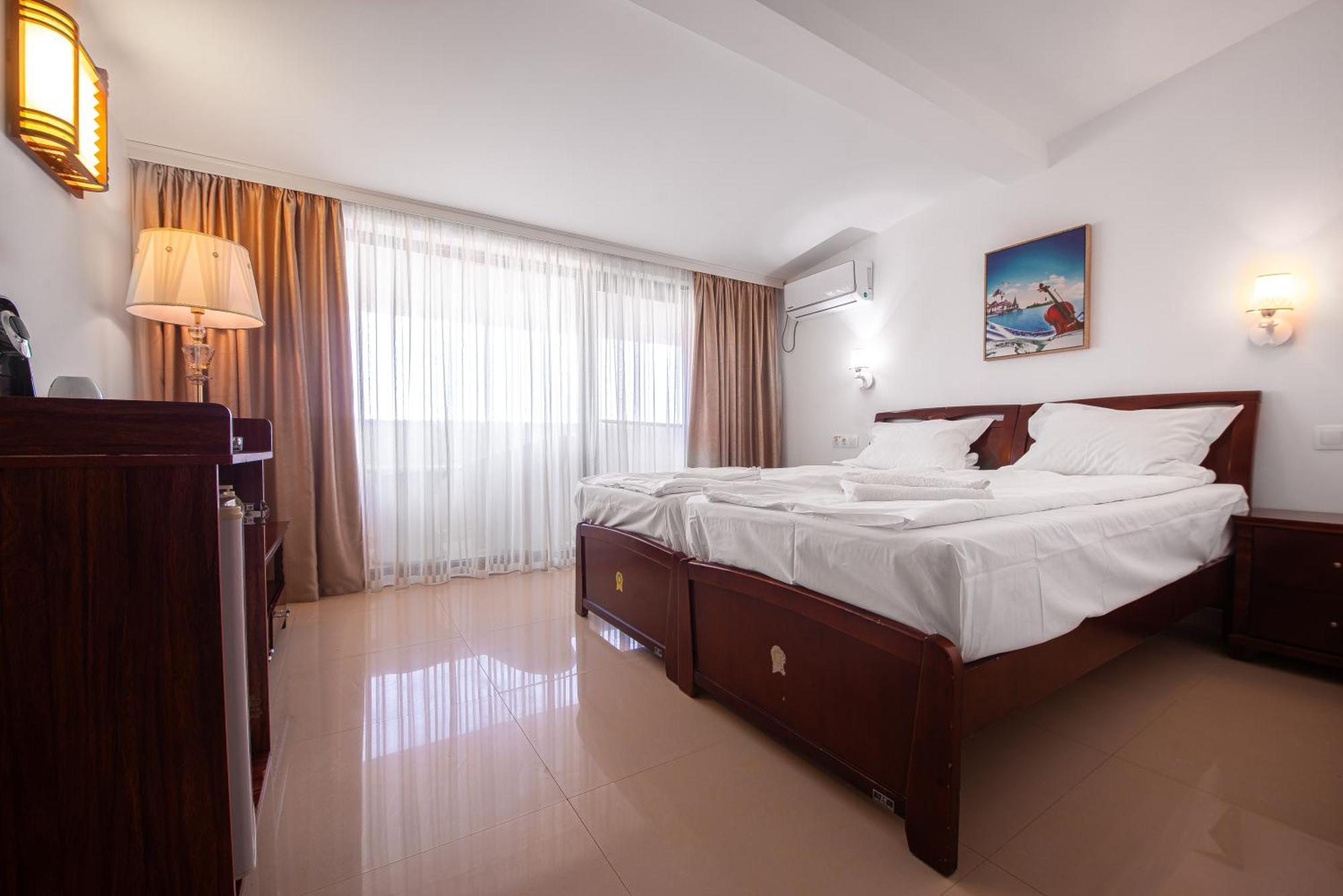 Sunrise Hotel Venus Kültér fotó
